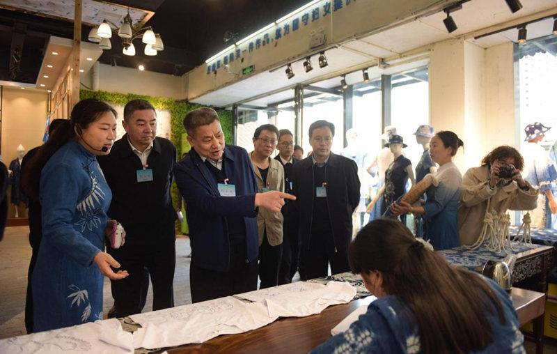 湖南人社精准扶贫走出可复制推广之路