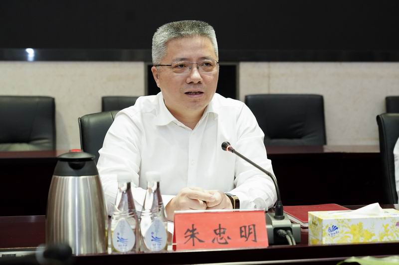 朱忠明副省长到省人力资源社会保障厅调研